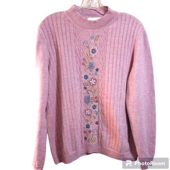 Beautiful Beaded Embroidered Vintage Lavender Sweater L - Picture 10 of 10